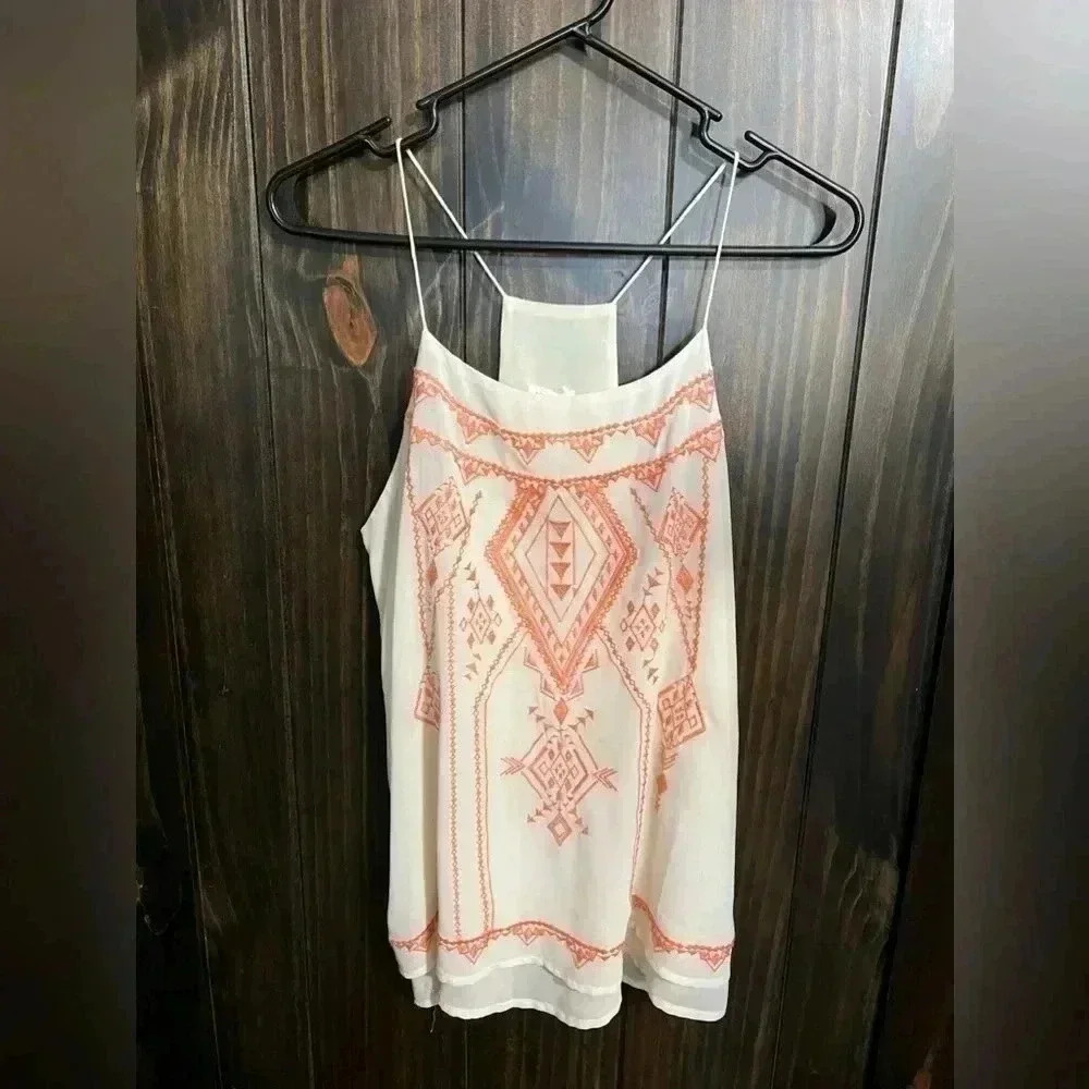 Blu Pepper Embroidered Tank Top | Size: Medium